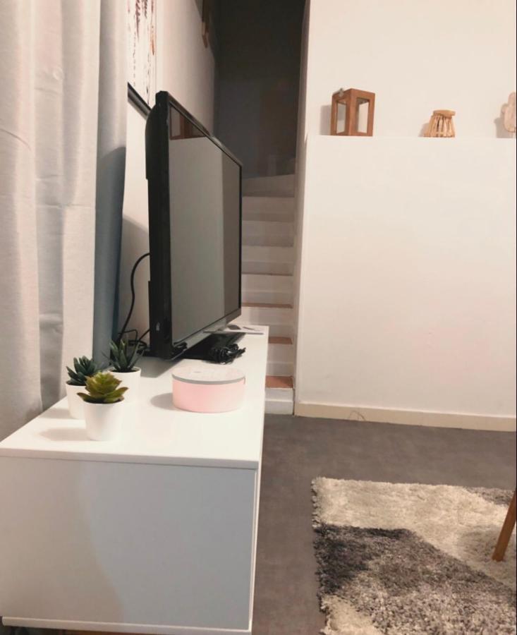 Maison Cosy Et Paisible Au Coeur De Beauvais Eksteriør bilde